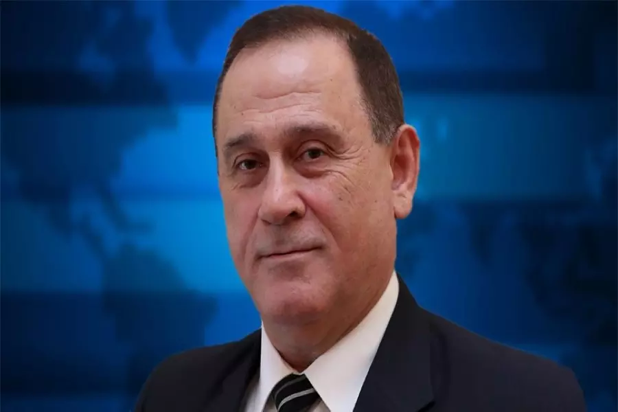 وزير لبناني يدعو للانفتاح على نظام الأسد بحجة أزمة الغذاء