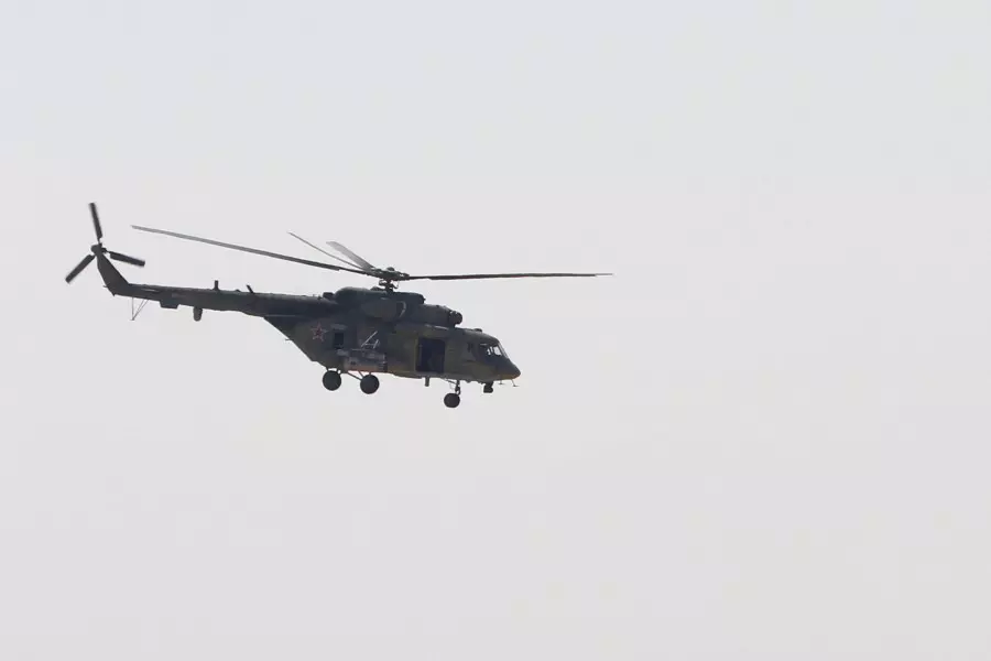 روسيا تبدأ الهيمنة على مطار القامشلي وتدعمه بمروحيات ومنظومة دفاع جوية