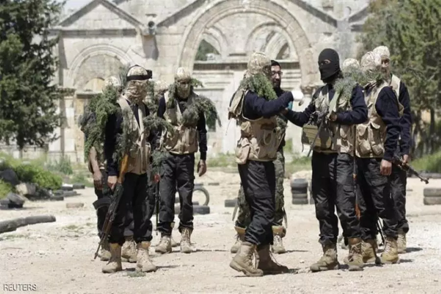 "تحرير الشام" ترفض إدخال أبناء إدلب من "الجيش الوطني" للدفاع عن بلداتهم