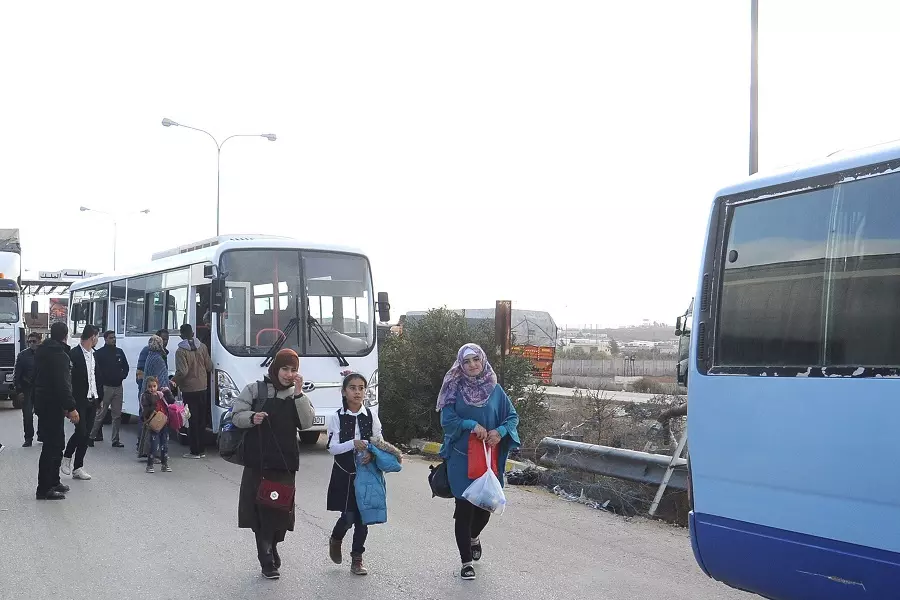 مفوض أممي :: 15 ألف لاجئ سوري عادوا من الأردن بعد افتتاح معبر نصيب