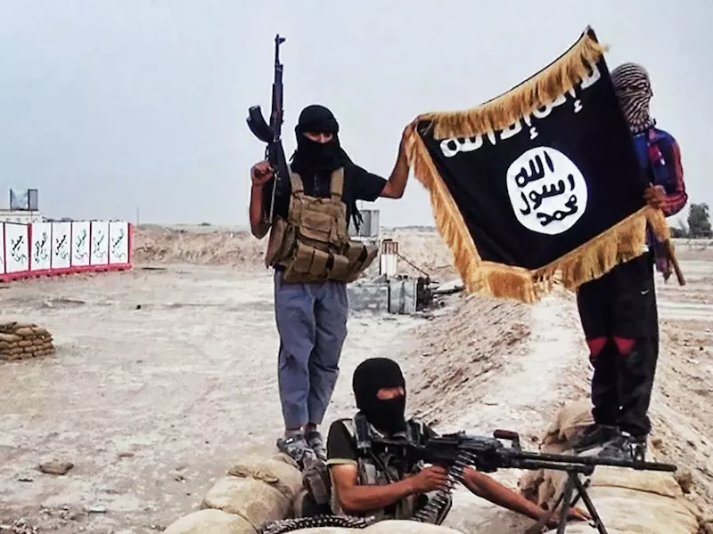 داعش بين دمشق وبغداد