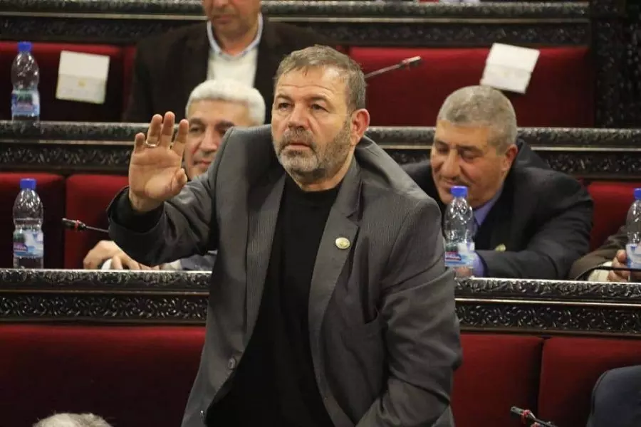 "فساد مرعب ومخيف" .. عضو بـ "مجلس التصفيق" يهاجم الحكومة ويدعو لاستقالة "عرنوس"
