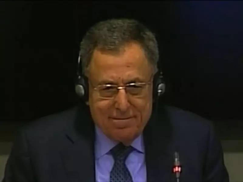 السنيورة والشهادة المضبطة