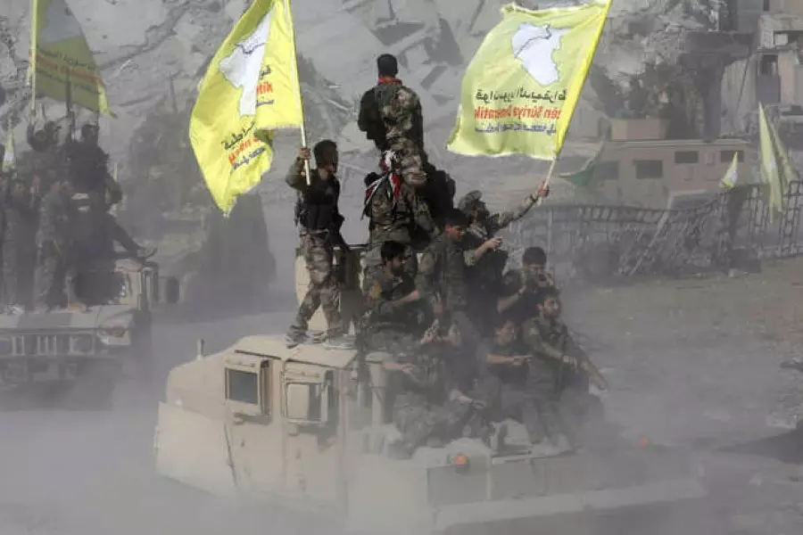 اعتقالات ومداهمات واسعة ضمن حملة أمنية تشنها "قسد" مدعومة بقوات التحالف بريف ديرالزور