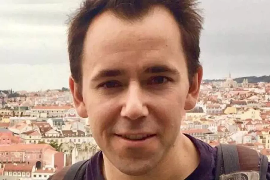 تعرف على المواطن الأمريكي الذي أفرج عنه النظام السوري بوساطة لبنانية