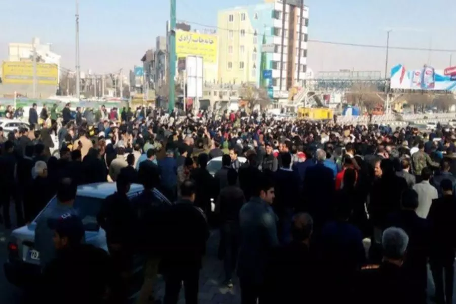 سمات مشتركة بين الانتفاضة السورية والحراك الإيراني