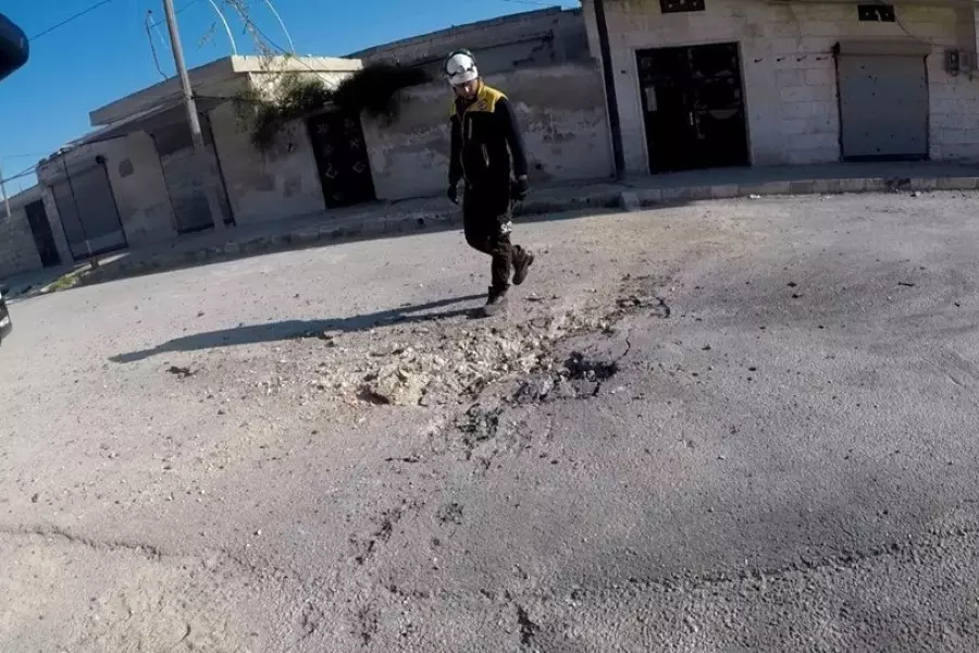 قوات الأسد تكثف قصفها على التمانعة .. وروسيا تزعم استهداف أرتال لـ "تحرير الشام"