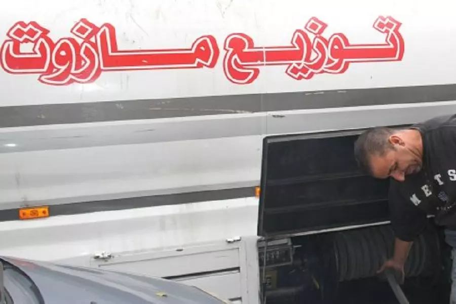 بسعر غير معلوم عبر "شركة خاصة" .. النظام يعد الصناعيين بتوفر المازوت خلال أيام