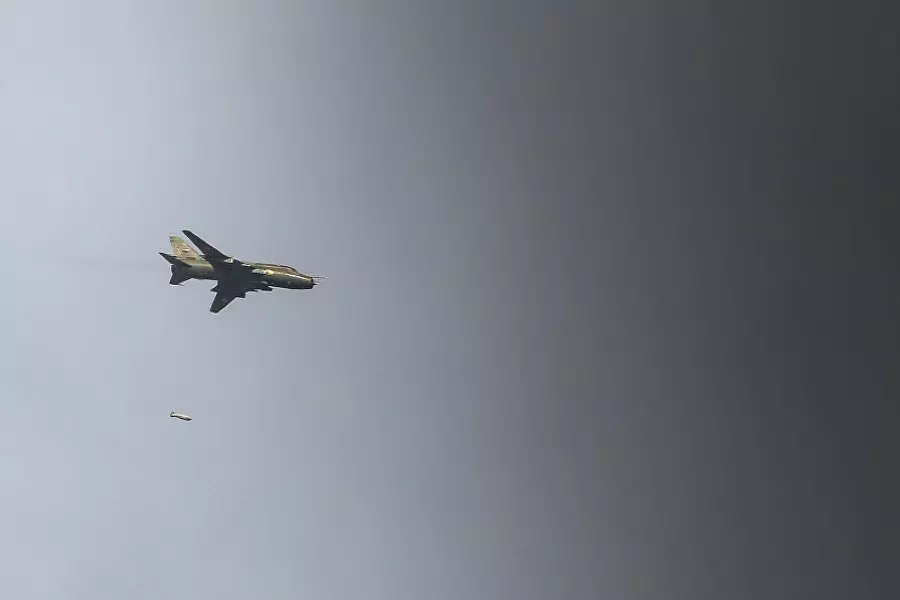 مقتل وإصابة عدد من عناصر الحرس الثوري الإيراني إثر غارة لطيران مجهول شرقي ديرالزور