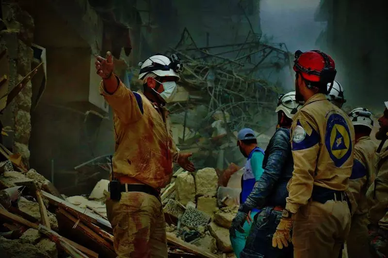 الدفاع المدني : قدمنا 88 شهيدا حتى نهاية 2015 والضربات الروسية تركزت على أهداف المدنية