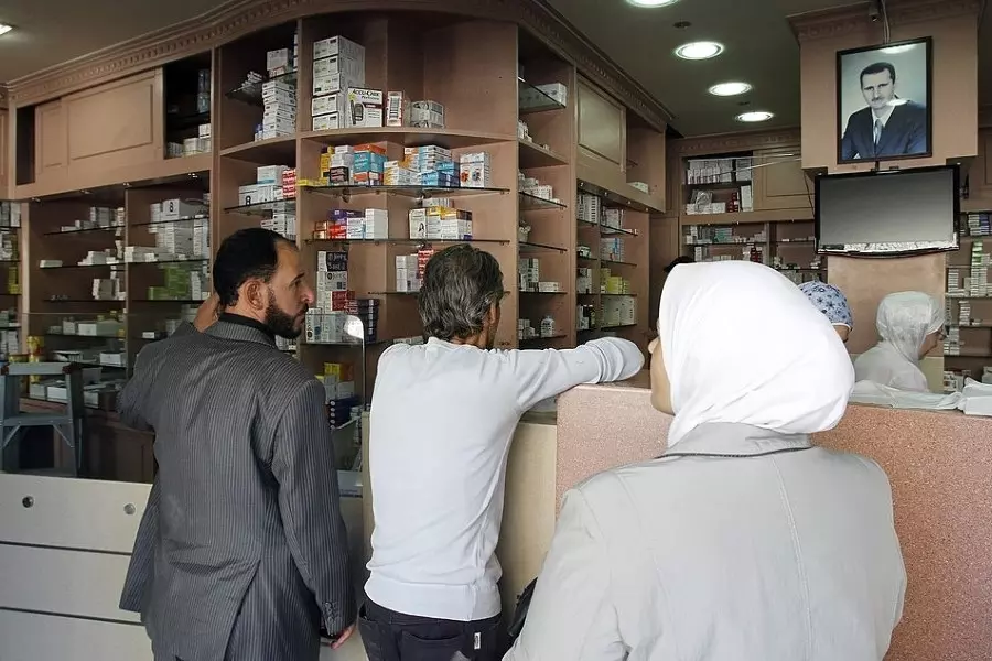 رسمياً .. النظام يرفع أسعار أكثر من 12 ألف مستحضر دوائي بعد ساعات من "رفع الرواتب"