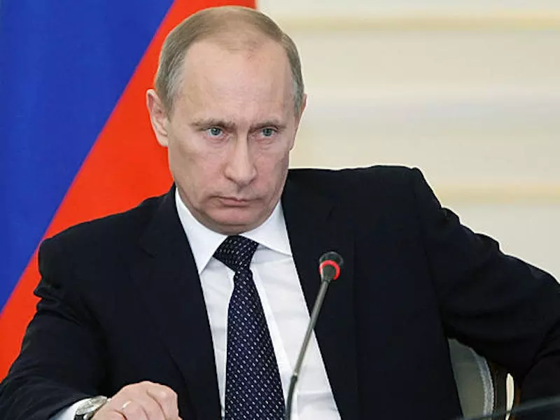 مغامرة قيصر من أجل النفوذ