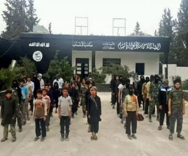 اليونيسيف...تنظيم الدولة يجنّد الأطفال