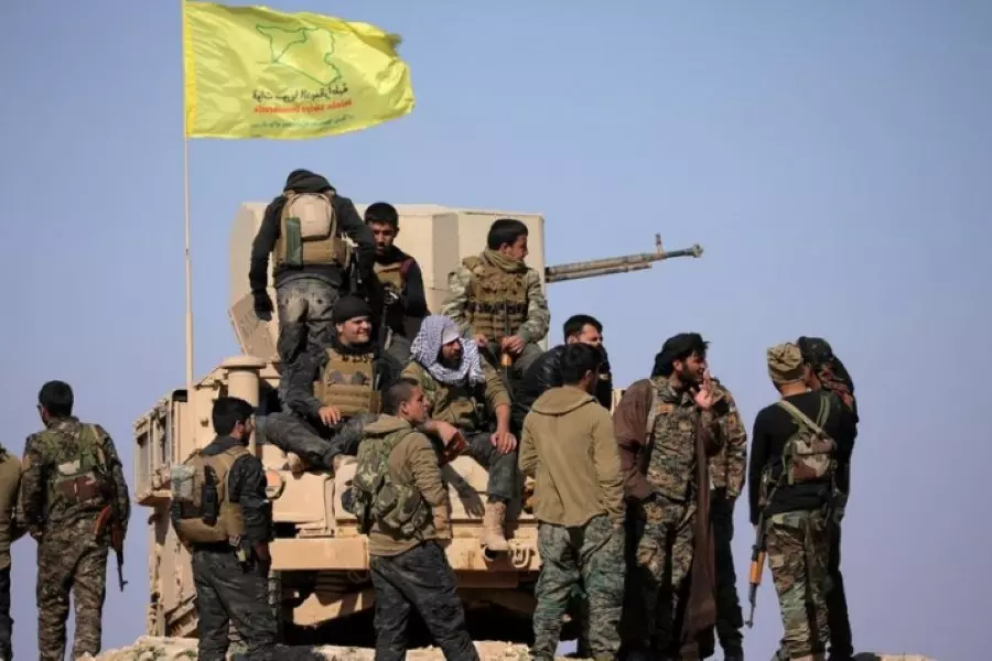 "قسد" تستنفر في الطبقة بعد هجوم لداعش وهروب معتقلين من سجن "عايد" بريف الرقة