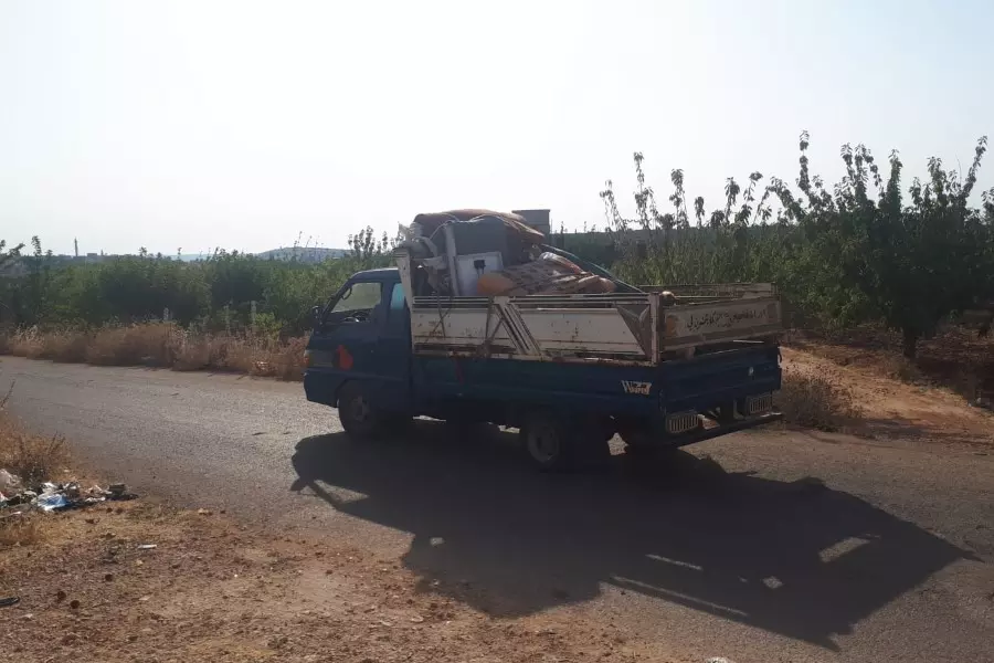 تصعيد مدفعي للنظام على قرى جبل الزاوية وسط نزوح مستمر لمئات العائلات نحو المجهول