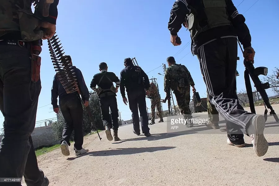 التفلت الأمني يأكل الفصائل في “ادلب” .. ملثمون يقتحمون مقراً لفيلق الشام و ينهبون محتوياته و يعتقلون عناصره