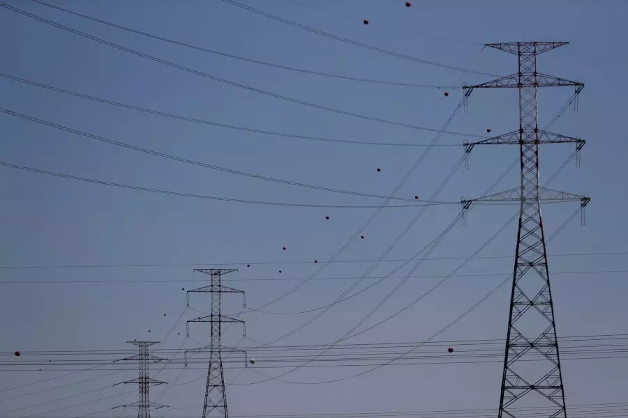 الأردن يكشف موعد تجهيز البنية التحتية لنقل الكهرباء الأردنية إلى لبنان عبر سوريا