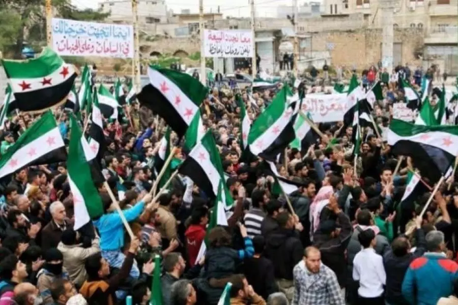 "ميدل إيست آي" يكشف عن شركة بريطانية غامضة تلاحق الناشطين السوريين على "فيسبوك"