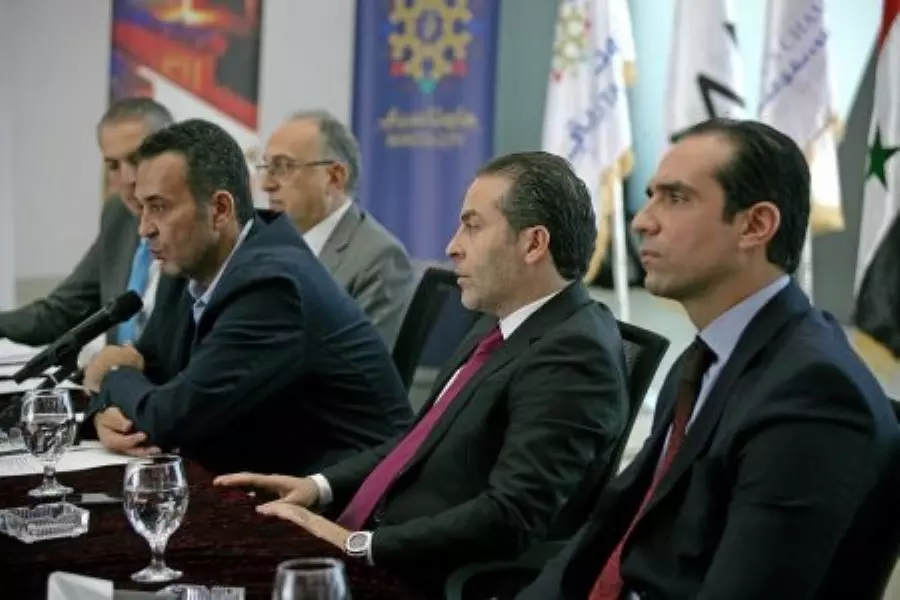 بعد مصادرته مئات الأطنان .. النظام يتخذ "معمل الفوز" مصدرا لمادة السكر عبر "البطاقة الذكية"