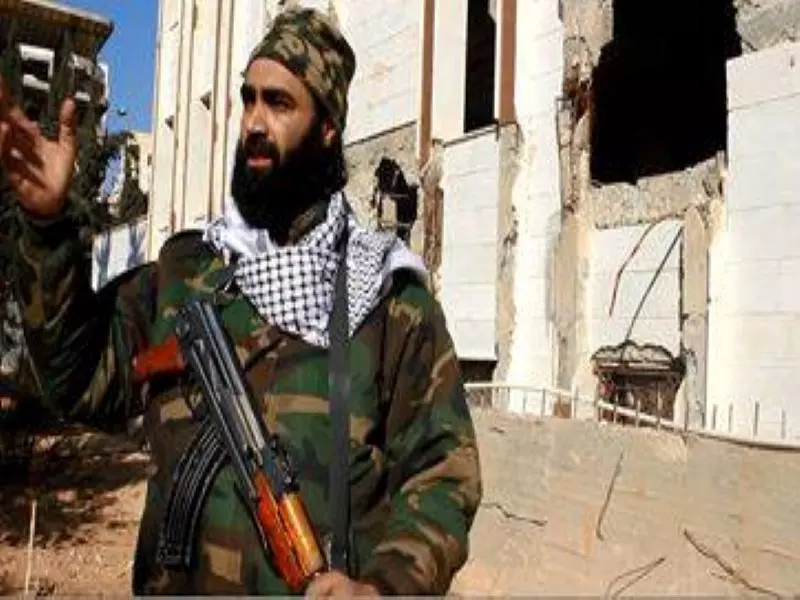 قائد اكناف بيت المقدس : تنظيم الدولة لم ينسحب من جنوب دمشق والمعارك ما زالت مستمرة