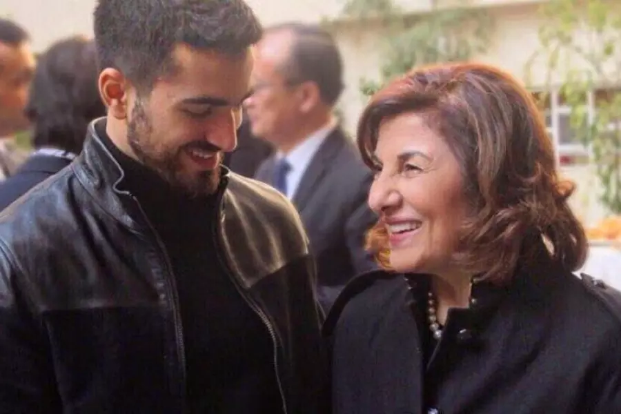 "بشار اسماعيل" يسخر من تصريحات "بثينة شعبان" عن الصمود والتصدي ..!!