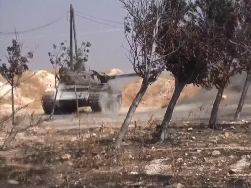 استمرار المعارك في محيط مطار كويرس ... عملية تفجيرية لتنظيم الدولة