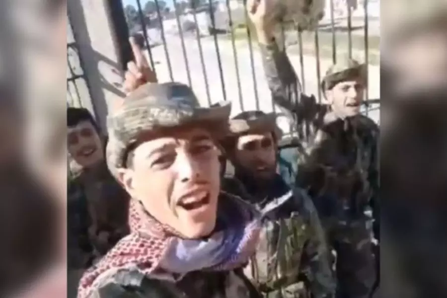 "رويترز" عن مسؤولين أتراك: تركيا تدرس إرسال مقاتلين سوريين للقتال في ليبيا