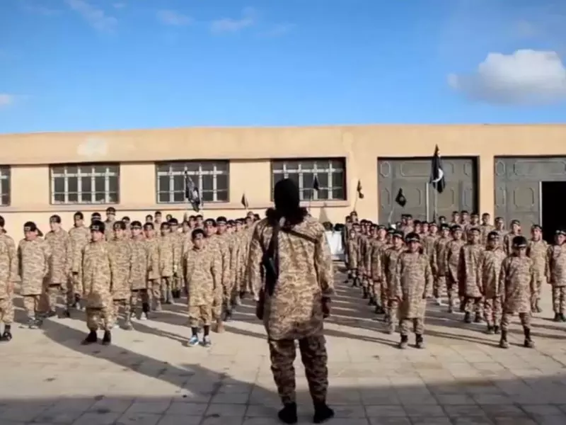 أحلاهما مر.. ديرالزور بين التجنيد الإجباري في مناطق تنظيم الدولة ومناطق قوات الأسد