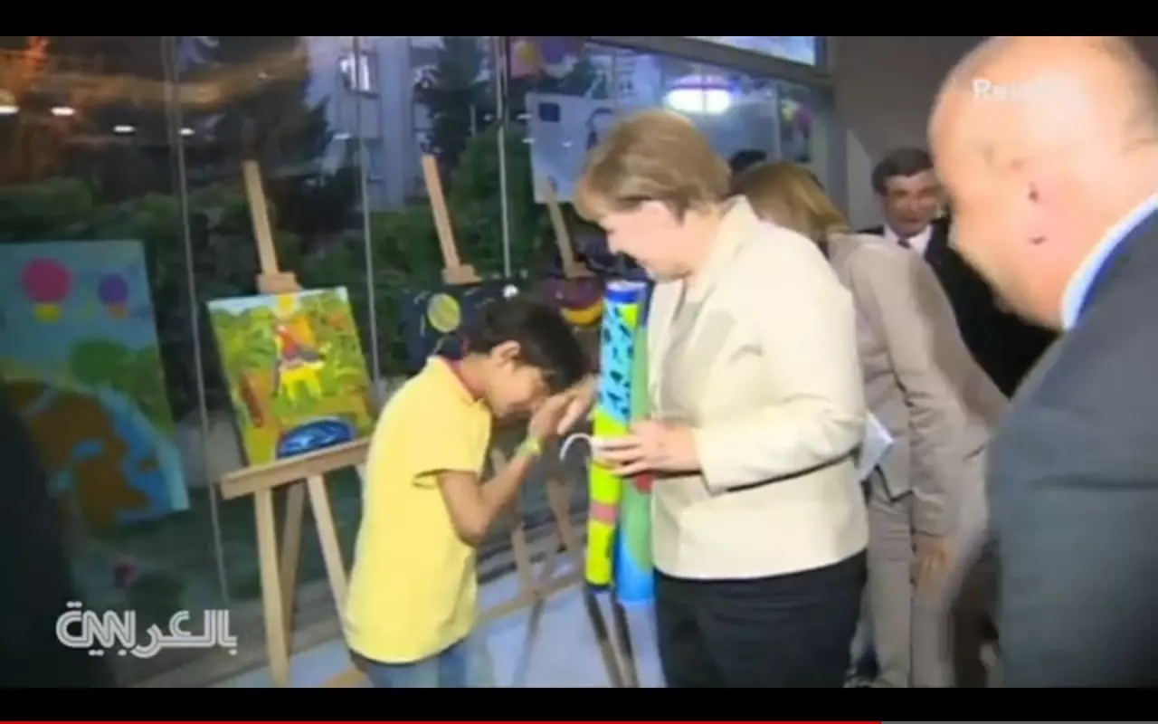 بعد "البابا" الدور يأتي على "ميركل" .. هل يجب أن نقبل "الأطراف" لنحظى بـ"حقنا" !؟