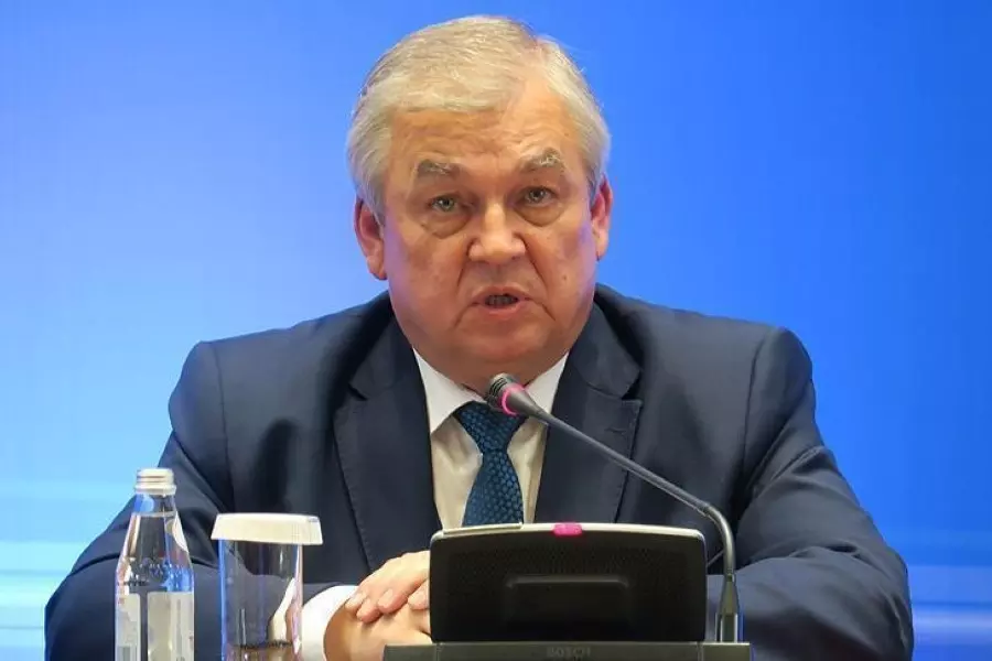 صحيفة: تصريحات لافرنتييف حملت "تأثير سلبي" حيال إفشال النظام جولة اللجنة الدستورية