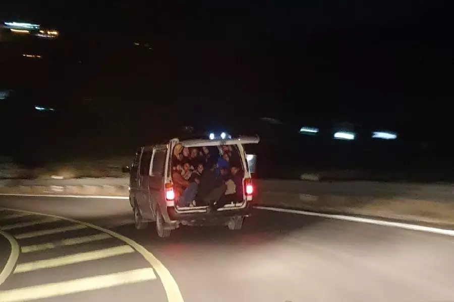 حالة غضب وطرد جماعي للاجئين السوريين في "بشري" بسبب مقتل شاب لبناني