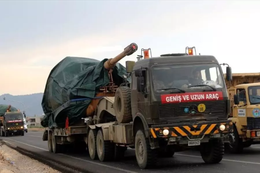 لأول مرة ... تعزيزات عسكرية تركية كبيرة تدخل إدلب بينها دبابات ثقيلة وعربات هجومية