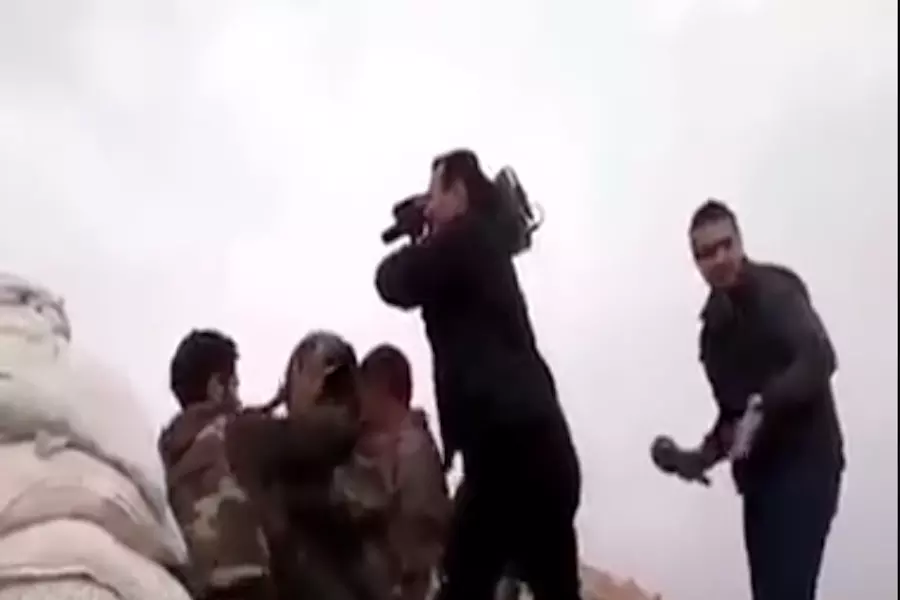 تسجيل يظهر ”فبركة” اعلام الأسد  فيديوهات لاخفاء المحتلين المدعومين من ايران