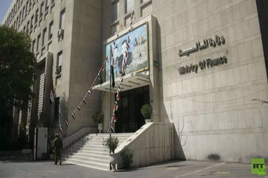 أذرع إيران الاقتصادية .. النظام يقر برفع الحجز عن أموال "النحاس والفتال" ويكشف حجم الغرامات