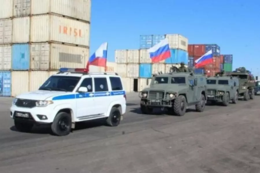 صحيفة : تسيير دوريات روسية في مرفأ اللاذقية رسالة لعدة أطراف أبرزها "إسرائيل"