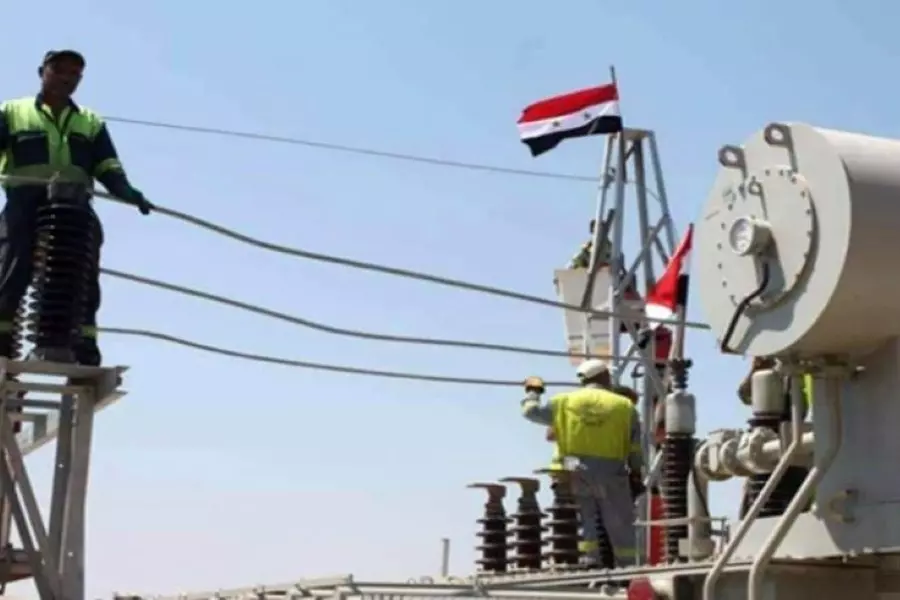 كهرباء النظام تسرق السوريين .. صحفي موالي يسأل: أخطاء أم بأمر من الوزارة لزيادة الإيرادات؟!