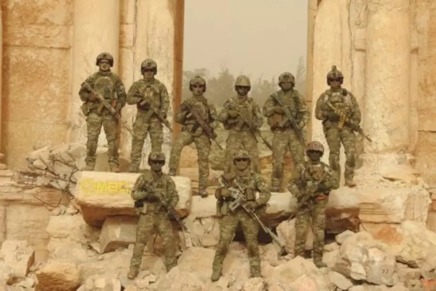 صور جديدة لـ "القوات الخاصة الروسية" في المناطق الأثرية بـ "تدمر"