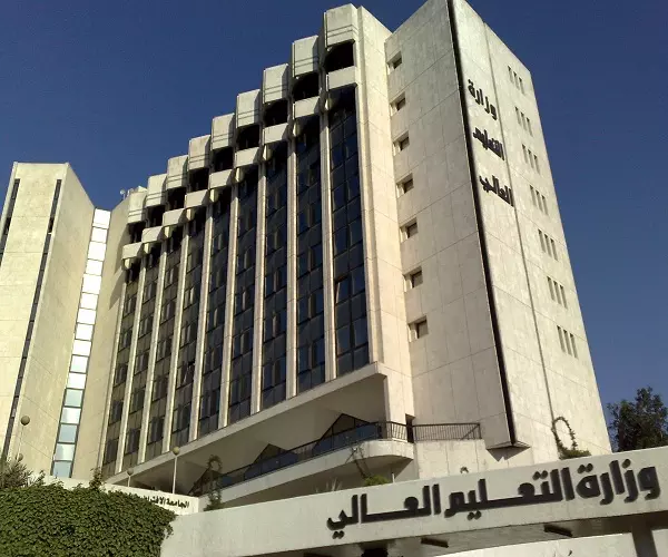نظام الأسد يمنع منح الخريجين و طلاب الجامعات المنتمون للثورة من الحصول على الوثائق الثبوتية