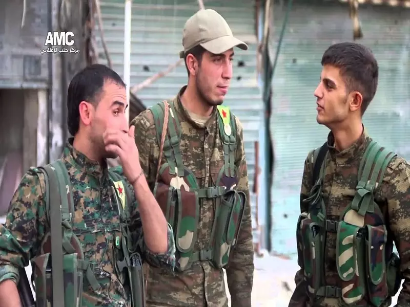 طائرات حربية تعاقب وحدات الحماية الكردية على مهادنة الثوار