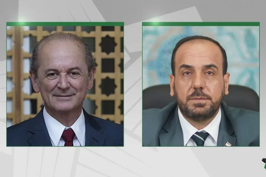 رئيس الائتلاف يبحث مع المبعوث الفرنسي إلى سوريا المستجدات الميدانية والسياسية