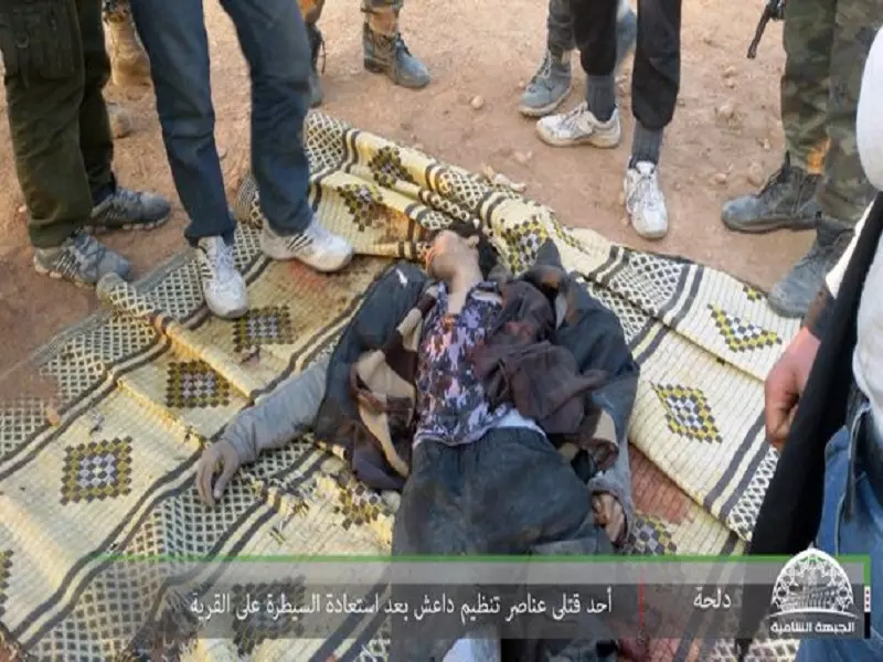 انتحاري من تنظيم الدولة يهاجم مقرا للثوار بريف حلب ... والثوار يستعيدون قرية من التنظيم