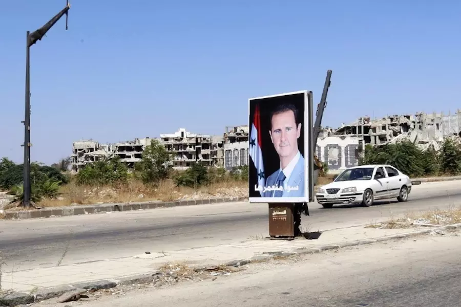 تكهن بقاء "الأسد" عام 2017 تتزامن مع صفعة المعارضة