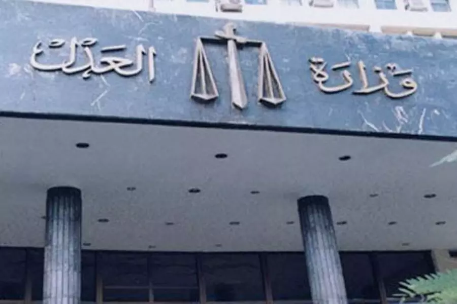 حقوقي سوري يفند تداعيات فرض النظام "موافقة أمنية" لاستخراج وكالات قانونية عن الغائب أو المفقود