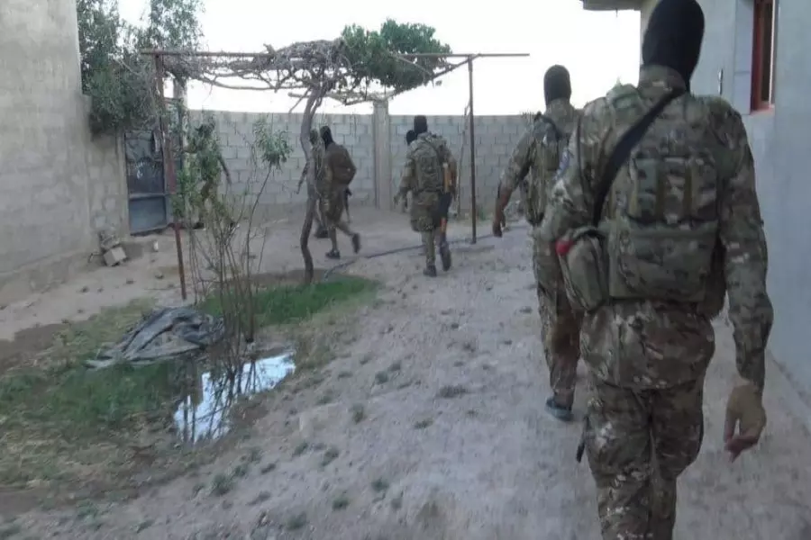 عملية أمنية لـ "قسد" تسفر عن اعتقال 7 أشخاص بريف ديرالزور