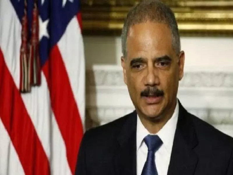 مدعي عام أمريكا لا يستبعد التدخل البري في سوريا