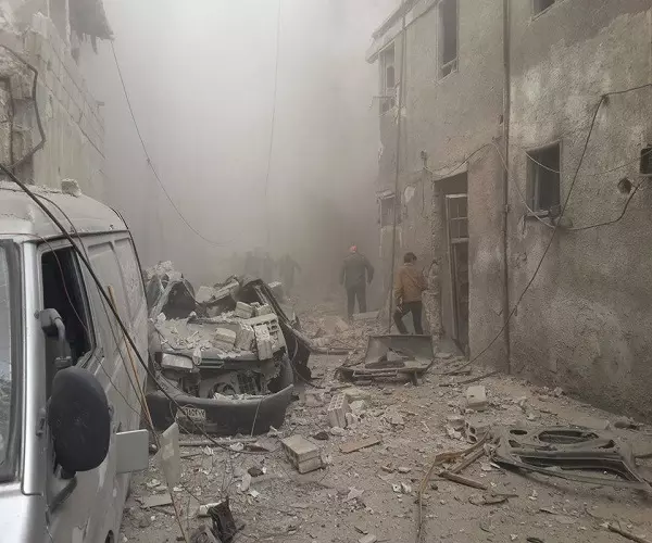 نشرة أخبار الساعة 12 مساءً لجميع الأحداث الميدانية في سوريا 13-12-2015