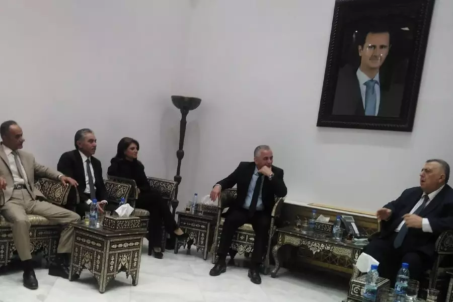 النظام يناقش "قانون الإعلام" .. "وقاف" تهاجم "الانفلات تحت شعار الحرية المطلقة"