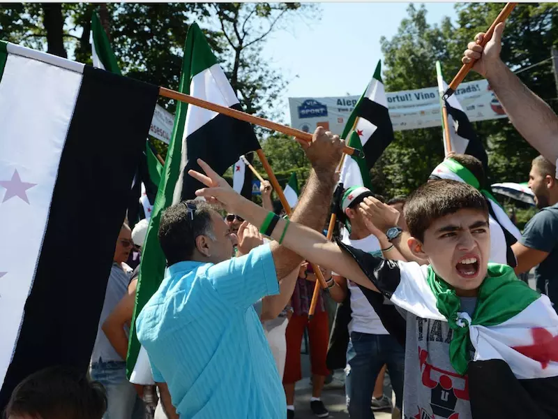 عن الثّورة التي نريدُ سرقتها