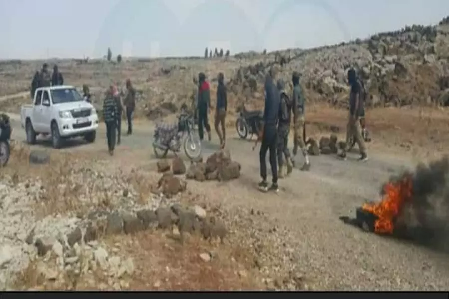 اشتباكات وقطع للطرقات في "اللجاة" بدرعا بسبب اختطاف الأمن العسكري لأحد شبانها