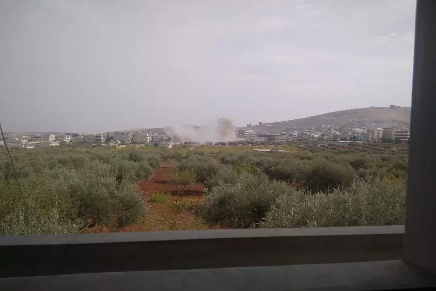 قصف مدفعي للنظام يطال مركز الدفاع المدني بأريحا وشهيدان مدنيان غربي حلب